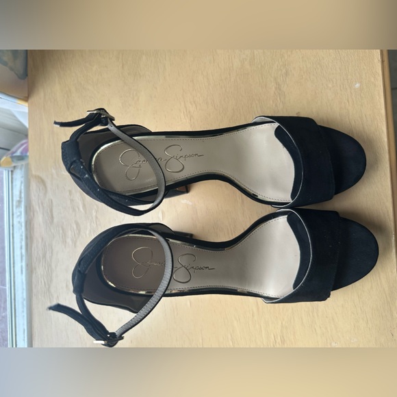 Jessica Simpson Black Platform Heels - Picture 9 of 15